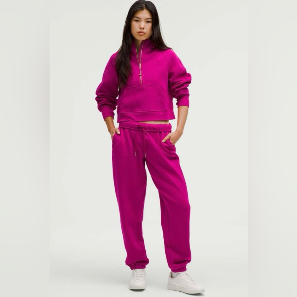 Lululemon Scuba Mid-Rise Oversized Jogger *Regular
Ripened Raspberry size XXS - Picture 3 of 14